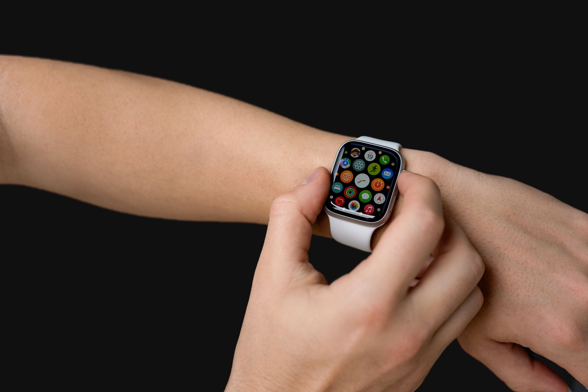 Wearable tech smartwatch tracking health data as part of male health awareness UK trends